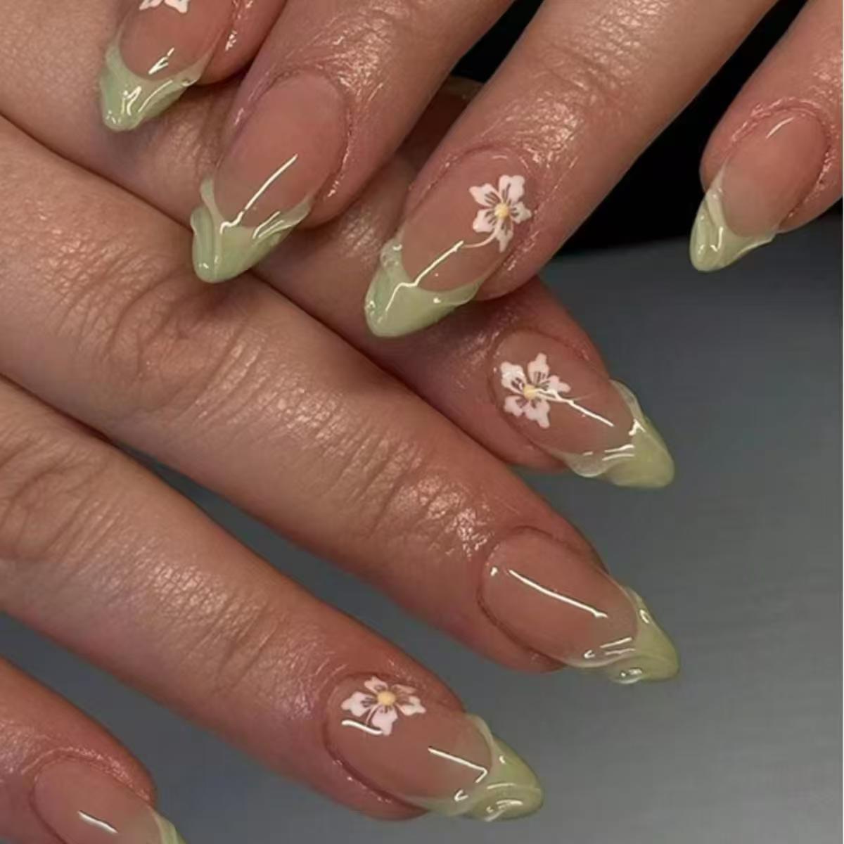 Press On Nail Set - 24 stuks eenvoudige groene Franse nepnagels