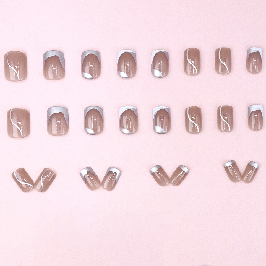 Korte nepnagels voor dames en  - Nail Art Overlay recensie en prijs
