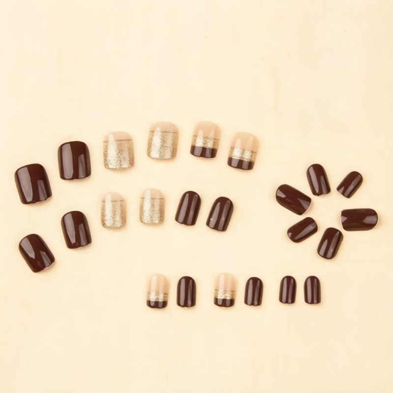 Korte vierkante nepnagels voor - Nail Art Overlay recensie en prijs