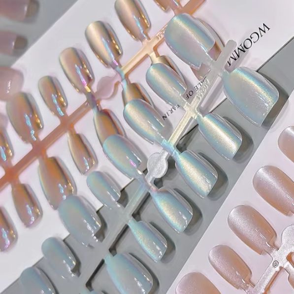 30 Stuks Korte Druk Op Nagels  - Nail Art Full Cat Eye recensie en prijs